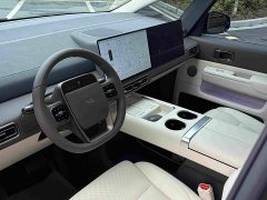 Li Auto Li Xiang MEGA Ultra - ფოტო 10