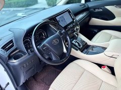 Toyota Alphard Hybrid 2.5L Premium Edition - ფოტო 5