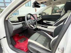 Volkswagen Sagitar L 300TSI DSG Elite - ფოტო 4