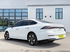 Volkswagen Sagitar L 300TSI DSG Elite - ფოტო 8