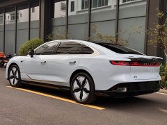 Voyah Lantu Zhaoguang Four-Wheel Drive Flagship - ფოტო 5