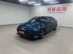 Hyundai Elantra 2022 1.5L CVT Luxury - ფოტო 1