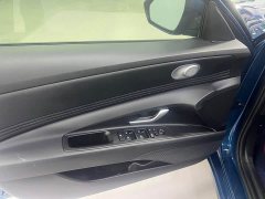 Hyundai Elantra 2022 1.5L CVT Luxury - ფოტო 7