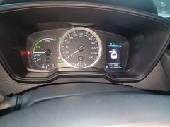 Toyota Corolla Hybrid 1.8H E-CVT Luxury - ფოტო 12