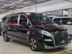 Mercedes-Benz Vito 2024 2.0T Elite 7-Seater - ფოტო 2
