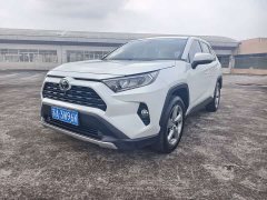 Toyota RAV4 2.0L CVT FWD Fashion Edition - ფოტო 4