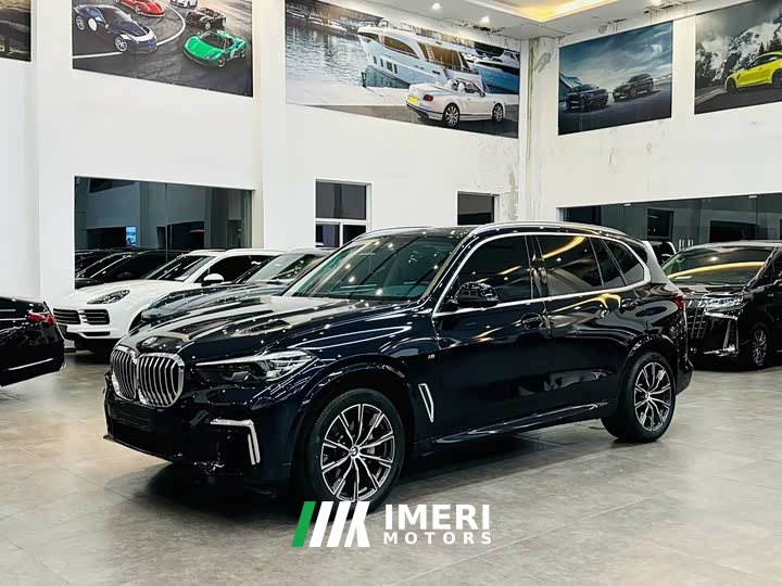 BMW X5 2022 Facelift xDrive 30Li M Sport Package - ავტომობილი ჩინეთიდან