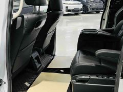 Honda Odyssey 2.0L e:HEV Luxury - ფოტო 11