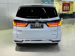 Honda Odyssey 2.0L e:HEV Luxury - ფოტო 2