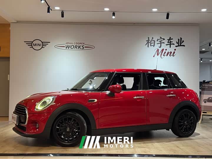 BMW MINI 5-Door Cooper Classic 1.5T