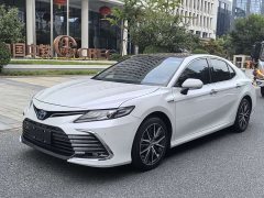 Toyota Camry 2021 Hybrid Luxury - ფოტო 1