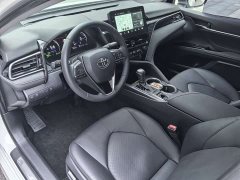 Toyota Camry 2021 Hybrid Luxury - ფოტო 19