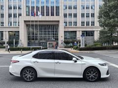 Toyota Camry 2021 Hybrid Luxury - ფოტო 6