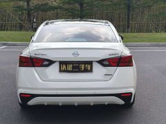 Nissan Teana 2.0L XL Comfort - ფოტო 14
