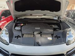 Porsche Cayenne 3.0T Platinum Edition - ფოტო 10