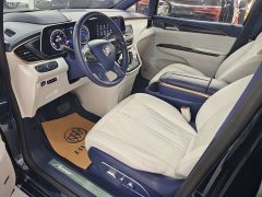 Buick GL8 Facelift Avenir Four-Seater Premium Edition - ფოტო 9