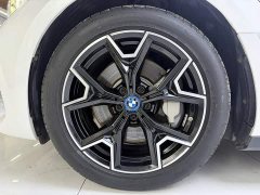 BMW i3 eDrive 40 L Midnight Edition Package - ფოტო 18