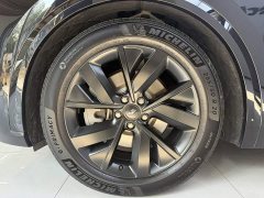 Li Auto L8 Pro - ფოტო 17