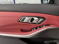 BMW 3 Series 320Li M Sport Package - ფოტო 12