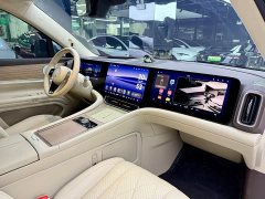 AITO M9 Extended Range Ultra 42kWh 6-Seater - ფოტო 13