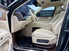 AITO M9 Extended Range Ultra 42kWh 6-Seater - ფოტო 4