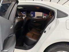 Toyota Corolla 1.8L CVT Luxury - ფოტო 9