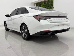 Hyundai Elantra 1.5L CVT Luxury - ფოტო 4