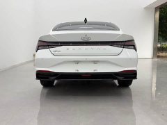 Hyundai Elantra 1.5L CVT Luxury - ფოტო 5