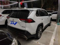 Toyota RAV4 2023 2.0L CVT FWD Fashion Plus - ფოტო 8