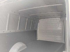 Wuling Yangguang 2024 300km Practical Sealed Window Version 60kW - ფოტო 11