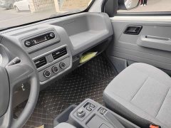Wuling Yangguang 2024 300km Practical Sealed Window Version 60kW - ფოტო 6