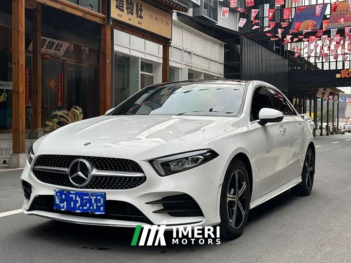 Mercedes-Benz A-Class Facelift A 200 L Sport Sedan Fashion Edition