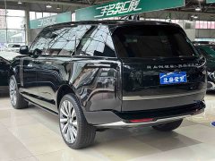 Land Rover Range Rover 3.0L V6 400PS Extended Wheelbase Prestige Edition - ფოტო 17