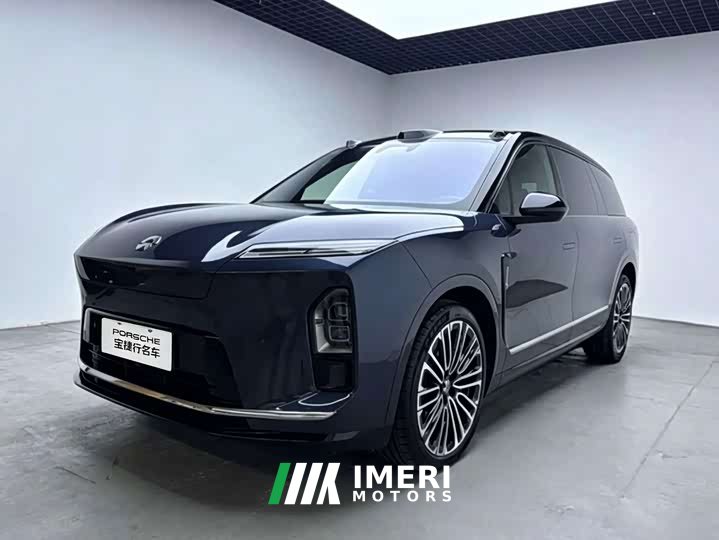NIO ES8 Six-Seat Executive Signature Edition