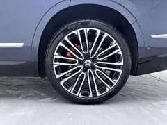 NIO ES8 Six-Seat Executive Signature Edition - ფოტო 18