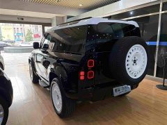 Land Rover Defender 2023 Facelift 90 3.0T P400 XS - ფოტო 8