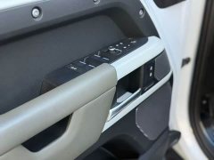 Land Rover Defender 2022 110 P400 Dark Edition - ფოტო 5