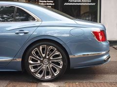 Bentley Flying Spur Plug-in Hybrid 4.0T V8 Mulliner - ფოტო 7