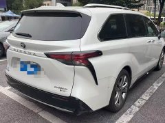 Toyota Sienna 2.5L Hybrid Platinum Edition - ფოტო 3