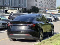 Tesla Model Y Standard Range RWD - ფოტო 6