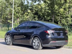 Tesla Model Y Standard Range RWD - ფოტო 7