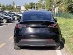 Tesla Model Y Standard Range RWD - ფოტო 8