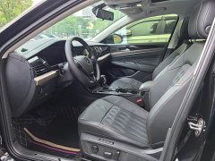 Volkswagen Passat 330TSI Luxury - ფოტო 10
