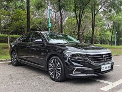 Volkswagen Passat 330TSI Luxury - ფოტო 3