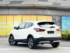 Nissan Qashqai 2.0L CVT XV Premium Luxury - ფოტო 3
