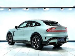 Xiaomi YU7 Four-Wheel Drive Max Edition - ფოტო 5