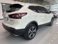 Nissan Qashqai 2.0L CVT XV Premium Luxury - ფოტო 4