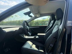 Tesla Model Y Rear-Wheel Drive - ფოტო 4