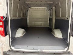 Wuling Yangguang 2024 300km Practical Sealed Window Version 60kW - ფოტო 10