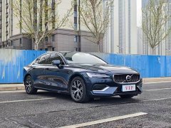 Volvo S60 B4 Smart Luxury Edition - ფოტო 3